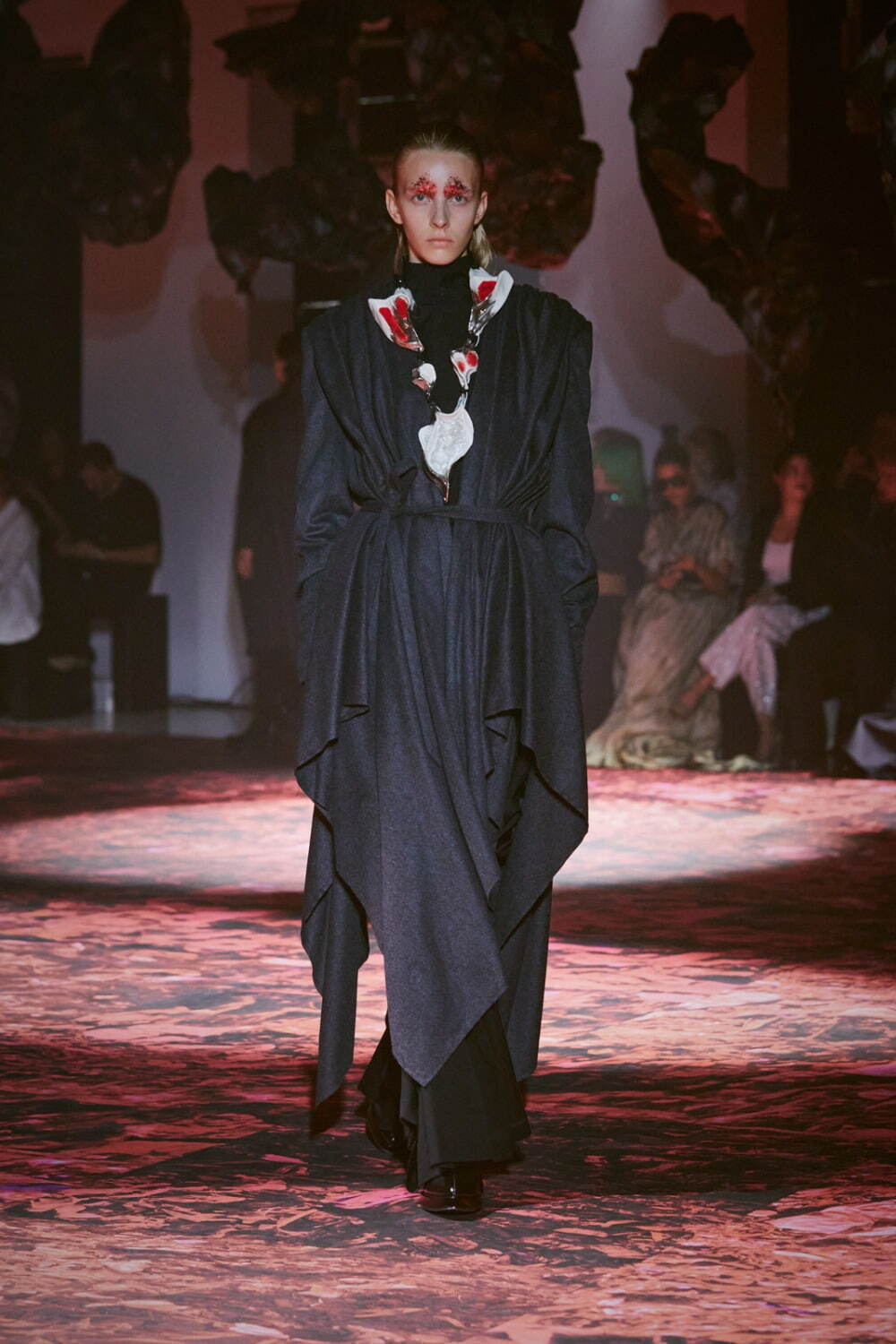 ユイマ ナカザト オートクチュール(YUIMA NAKAZATO Haute Couture ) 2023-24年秋冬ウィメンズ&メンズコレクション  - 写真6