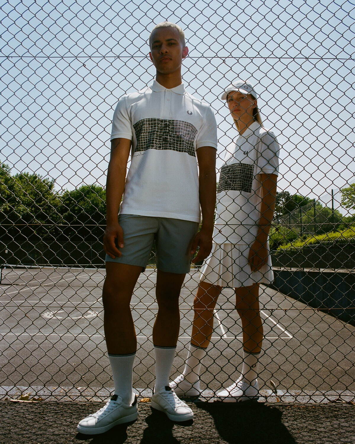 フレッドペリー×マーガレット・ハウエルの限定ポロシャツ、“芝生の上のテニスラケット”をプリント｜写真6