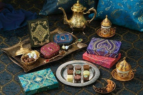 “美しいアラビアの世界”着想、メリーチョコレートの「ジャミーラ」異国情緒漂うバレンタインボックス＆缶