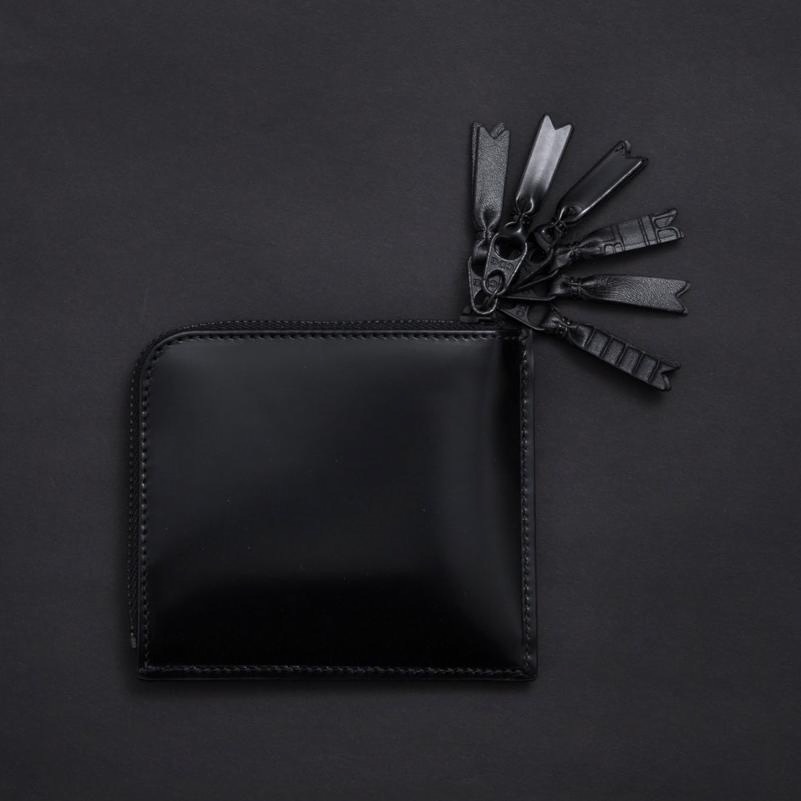 ウォレット・コム デ ギャルソン、オールブラックの“マルチストラップ”財布など｜写真3