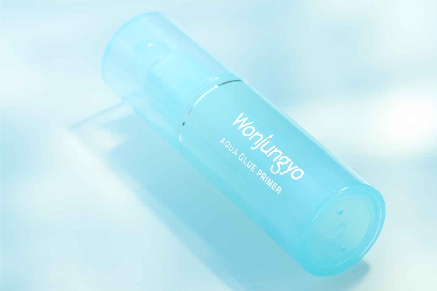 ウォンジョンヨ24年夏コスメ、透明感ブルーの化粧下地でメイクキープ＆“凍らせる”ひんやりシートパック