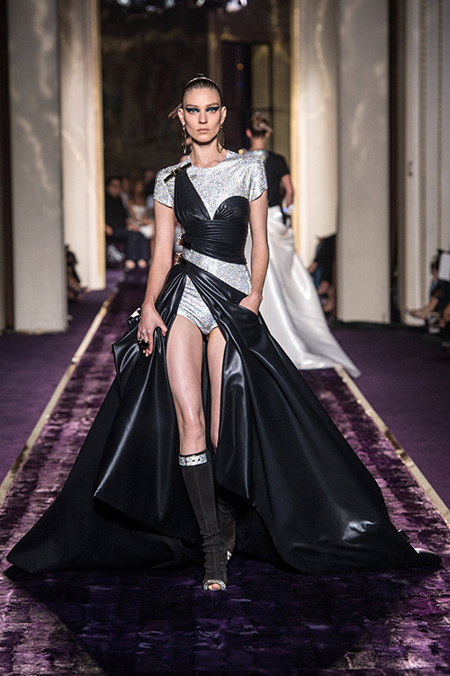 アトリエ ヴェルサーチェ オートクチュール(Atelier Versace Haute Couture) 2014-15年秋冬ウィメンズコレクション  - 写真28