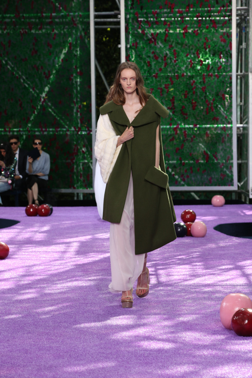 ディオール オートクチュール(DIOR Haute Couture) 2015-16年秋冬ウィメンズコレクション  - 写真3