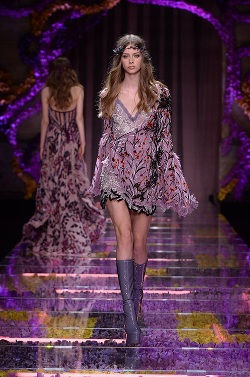 アトリエ ヴェルサーチェ オートクチュール(Atelier Versace Haute Couture) 2015-16年秋冬ウィメンズコレクション  - 写真17