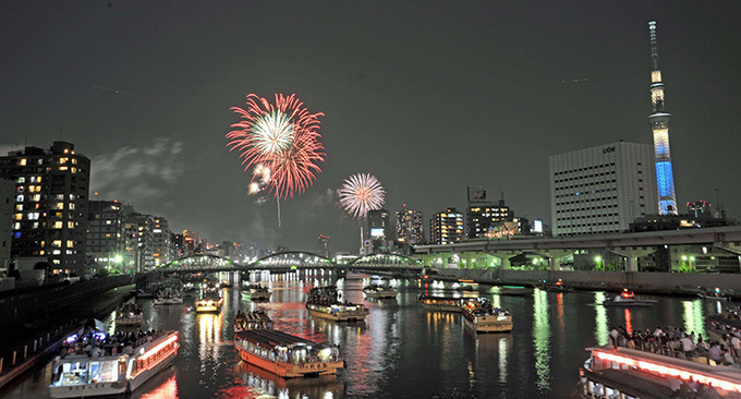 隅田川花火大会 - 約20,000発の大輪の花が東京の下町に咲き誇る｜写真3