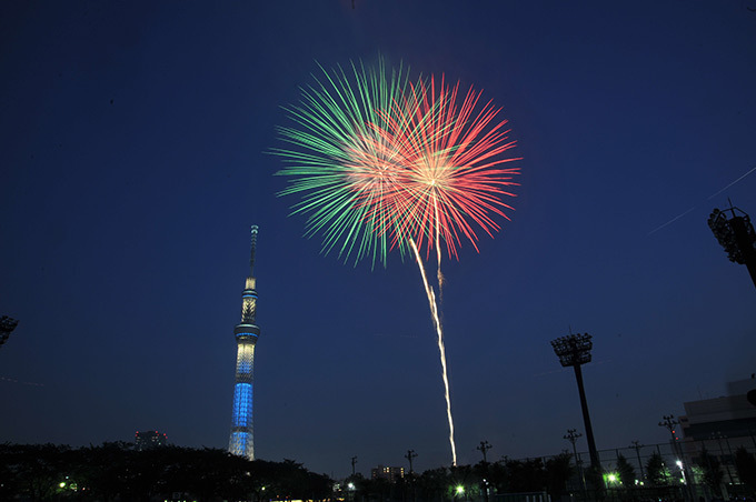 隅田川花火大会 - 約20,000発の大輪の花が東京の下町に咲き誇る｜写真4