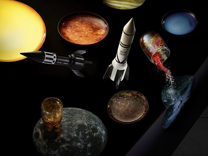 ディーゼルから‟宇宙”をテーマにしたテーブルウェア - 月や火星のプレート、宇宙飛行士型の花瓶｜写真3