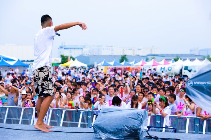 日本最大級"水かけ祭り"「ファンファンスプラッシュ2018」お台場で、ずぶ濡れ必須の真剣勝負も｜写真2