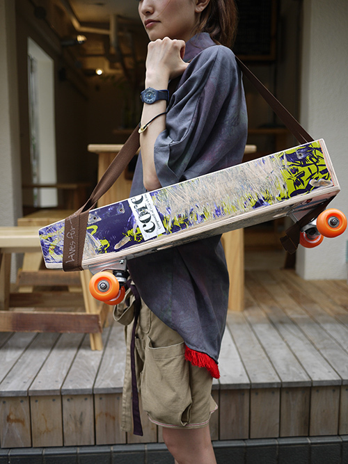 アレキサンダー リー チャンが、使わなくなったスケートボードをエコなプランターにカスタマイズ｜写真4