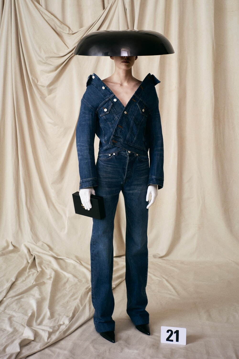 バレンシアガ クチュール(BALENCIAGA Couture ) 2021年冬ウィメンズ&メンズコレクション  - 写真21