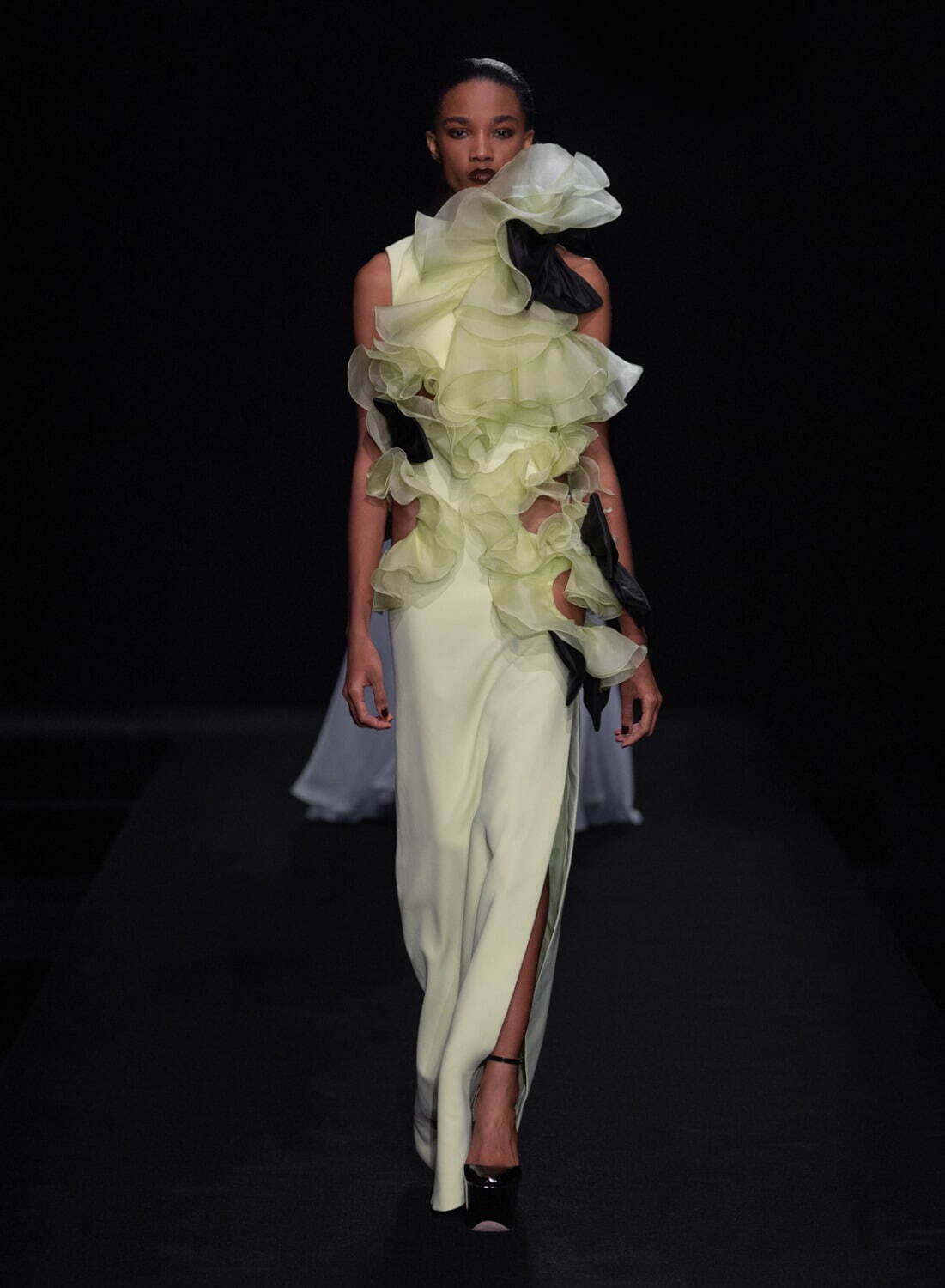 ヴァレンティノ オートクチュール(VALENTINO Haute Couture ) 2023年春夏ウィメンズ&メンズコレクション  - 写真44