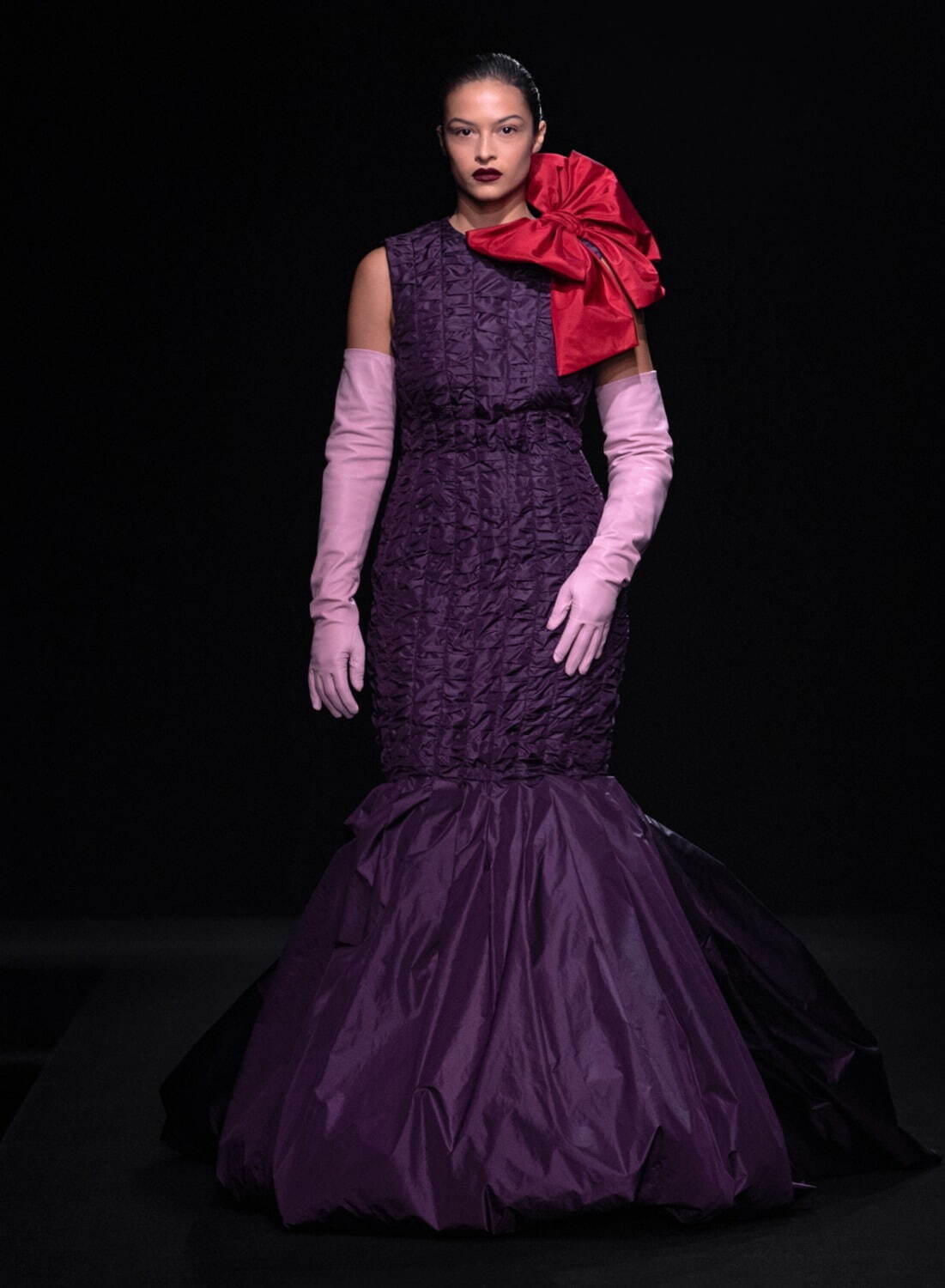 ヴァレンティノ オートクチュール(VALENTINO Haute Couture ) 2023年春夏ウィメンズ&メンズコレクション  - 写真52