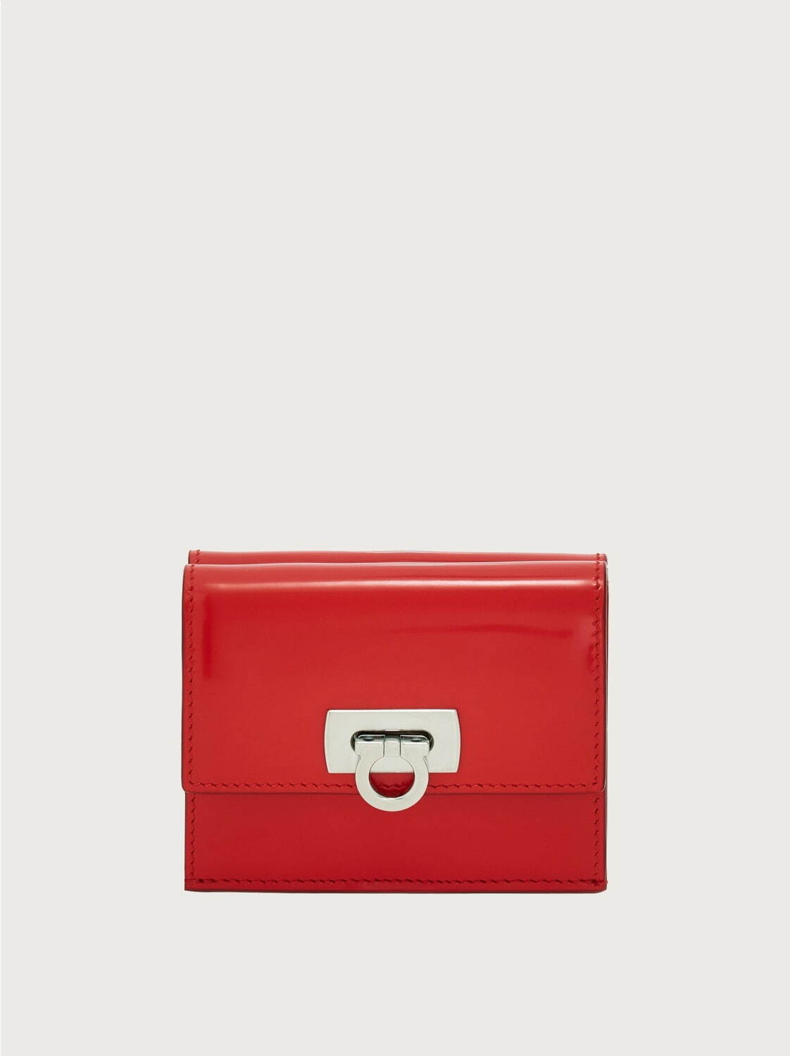 フェラガモの23年新作革小物、“夕日”のようなグラデーションカラーの財布＆リング付きカードケースも｜写真4