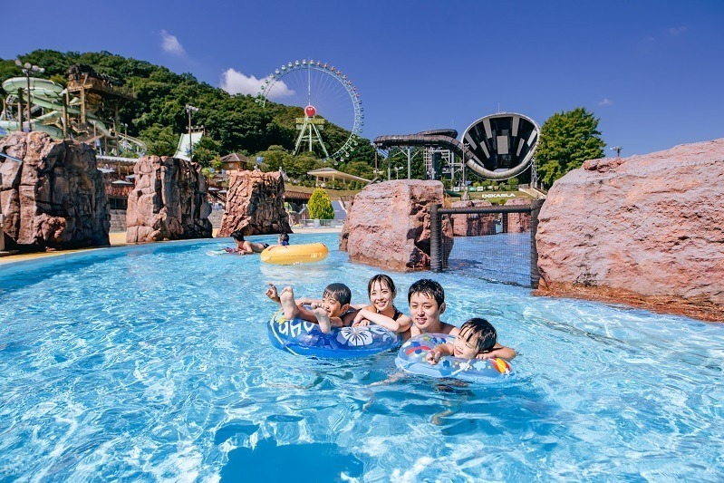 東京サマーランドの屋外プールがオープン、“日本最大級”流れるプールや巨大ウォータースライダー｜写真3