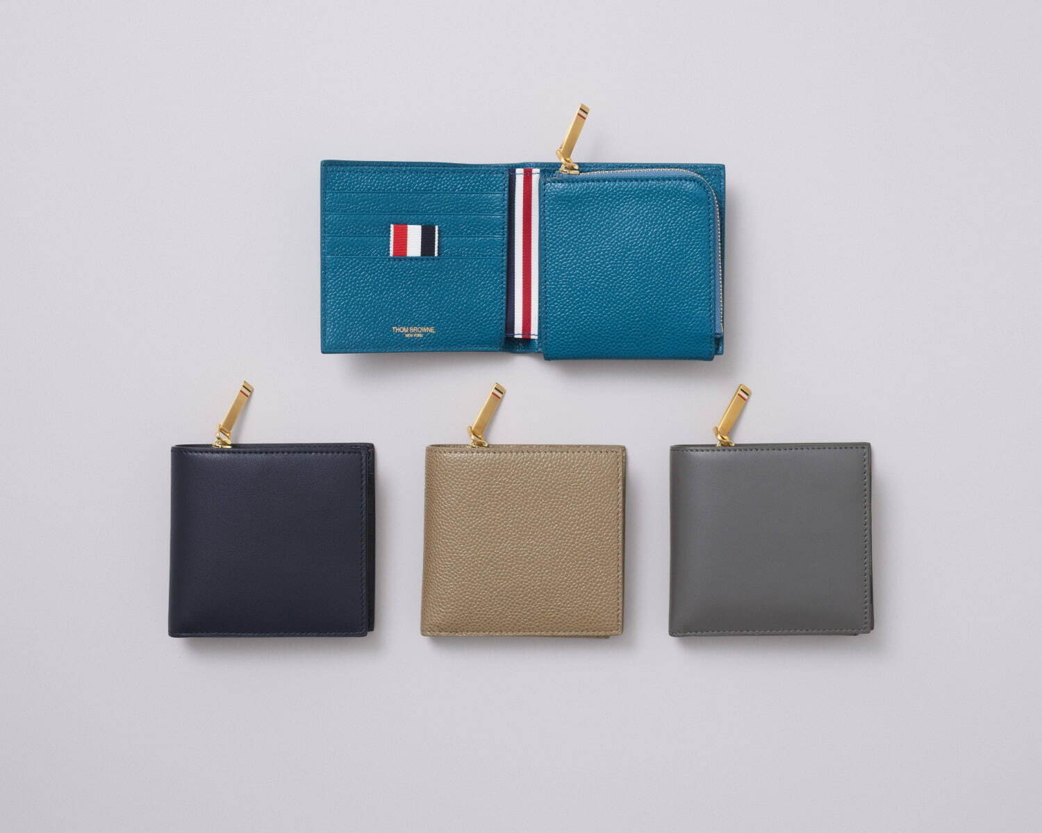 トム ブラウンの財布に鮮やかコバルトブルー＆グレージュの新色、2WAYレザーバッグも｜写真4