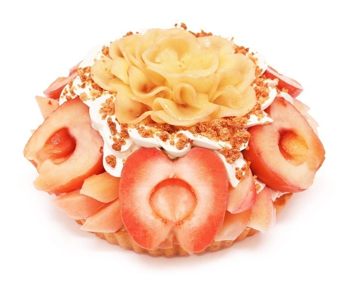 秋田県 横手市産 りんご「紅の夢(くれないのゆめ)」のケーキ 1,000円(1ピース)