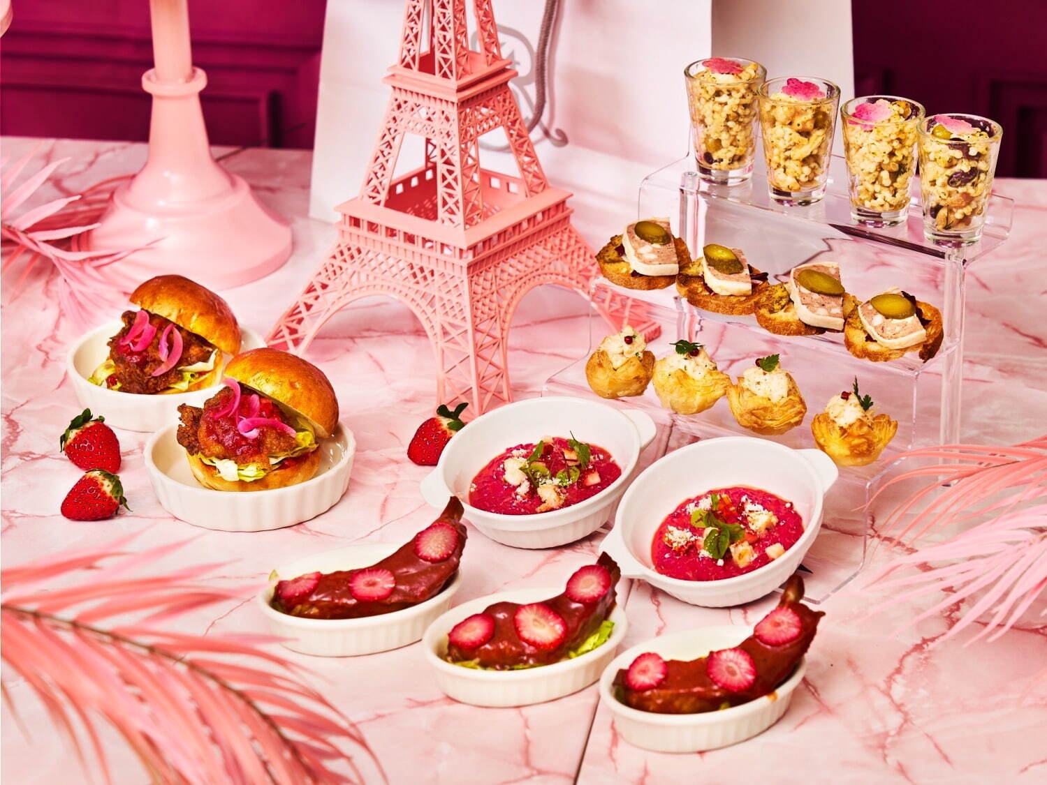 セント レジス ホテル 大阪“花の都パリ”を表現したいちごスイーツブッフェ、苺の6種食べ比べも｜写真3