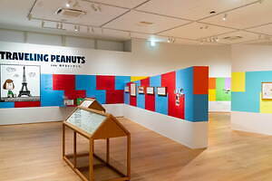 スヌーピーミュージアムの企画展「旅するピーナッツ。」愉快な冒険を描く約45点の原画を展示