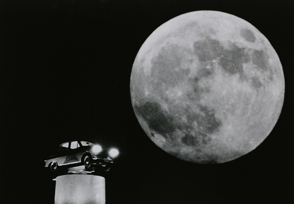 大束元 《夜空の構成 数寄屋橋にて》 1958年
ゼラチン・シルバー・プリント 東京都写真美術館蔵