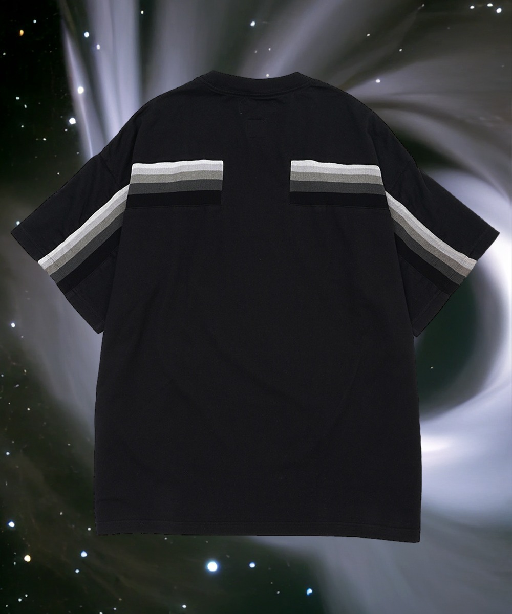ファセッタズムの“ブラックホール色”限定Tシャツ、ジェフ・ミルズ指揮の舞台作品とコラボ｜写真2