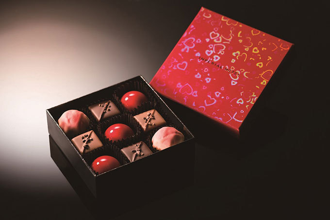帝国ホテル 東京のバレンタイン、新作「ボンボン ショコラ」は南高梅を使用｜写真2