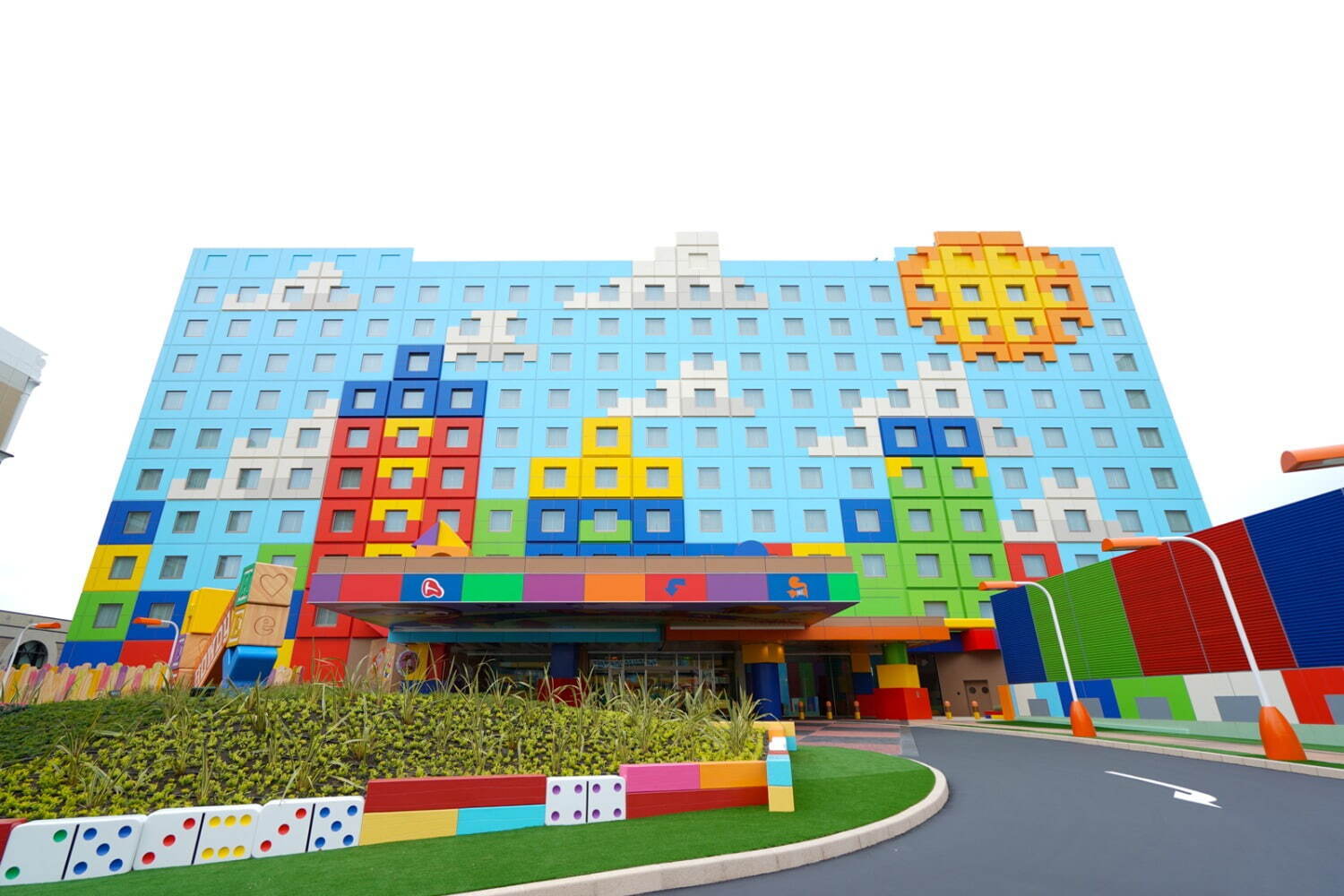 「東京ディズニーリゾート・トイ・ストーリーホテル」オープン、“おもちゃの世界”広がるディズニーホテル｜写真2