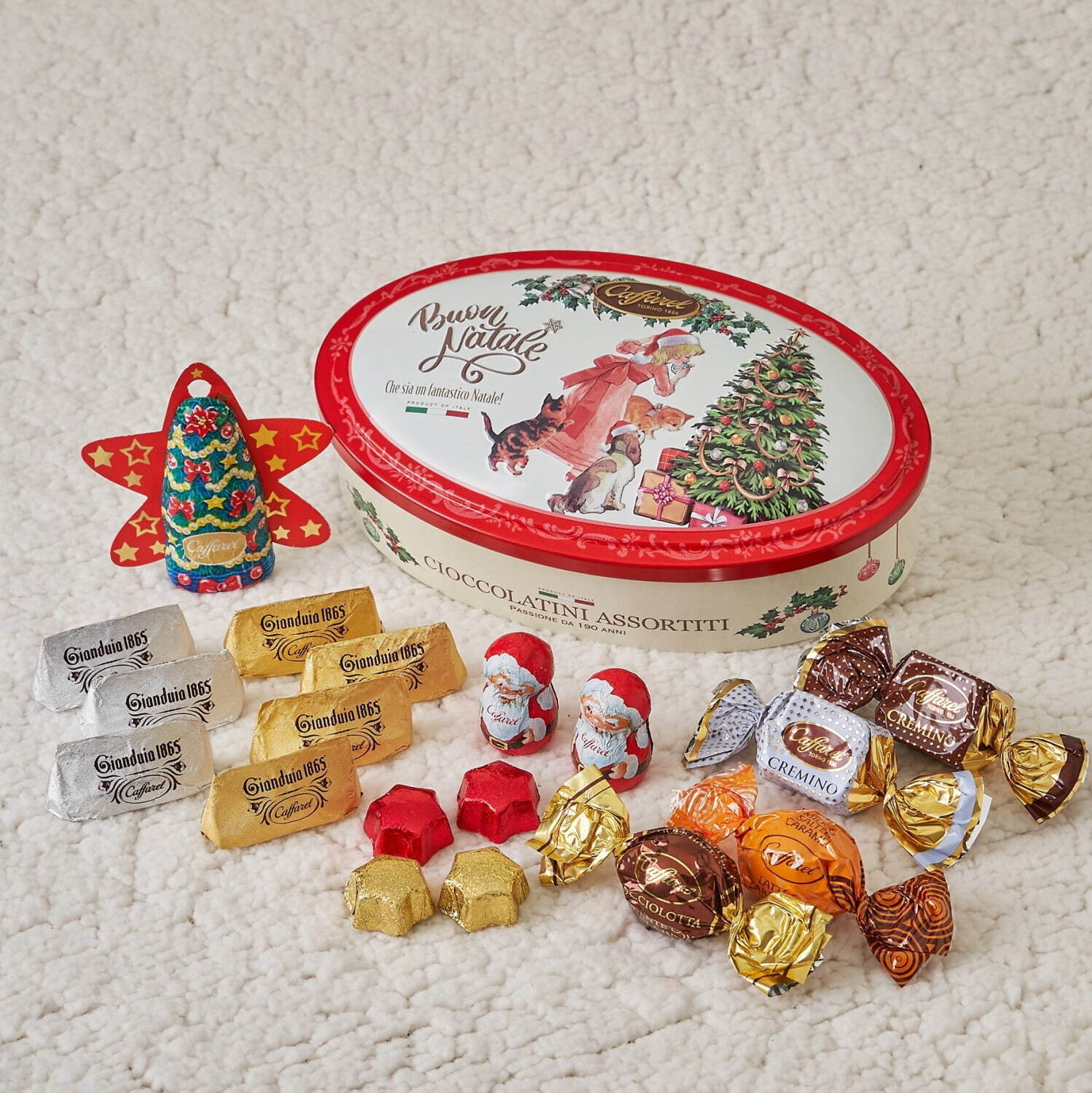 カファレルのクリスマスチョコレート、サンタやネコを描いたアドベントカレンダー＆オーナメント缶｜写真8