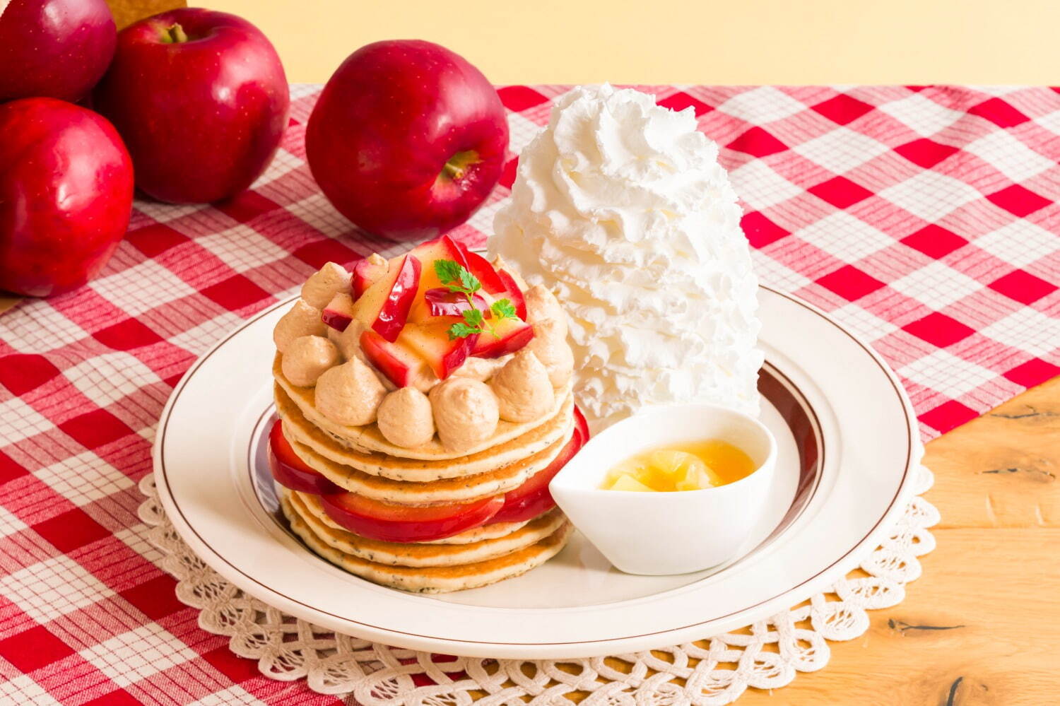 「りんごと紅茶のパンケーキ」1,650円