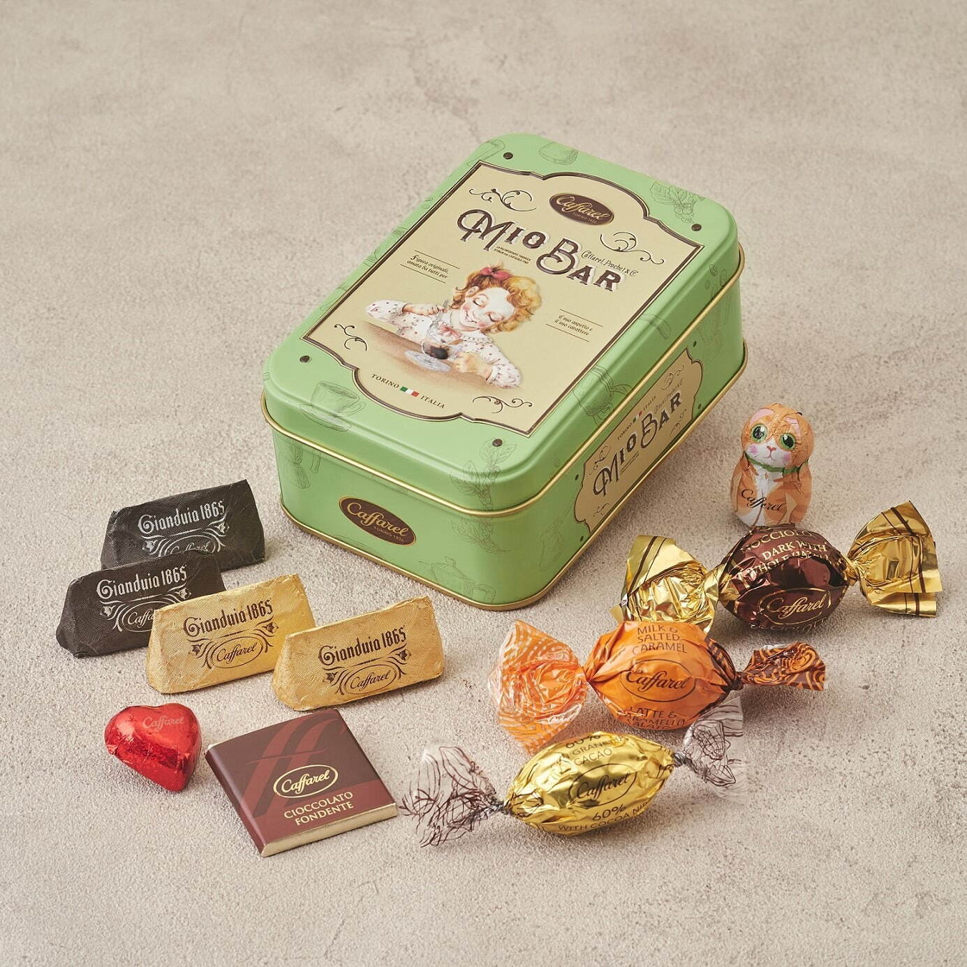 カファレルのバレンタインチョコレート2022、レトロ可愛い"猫"柄やコーヒーカップ型ボックス｜写真2