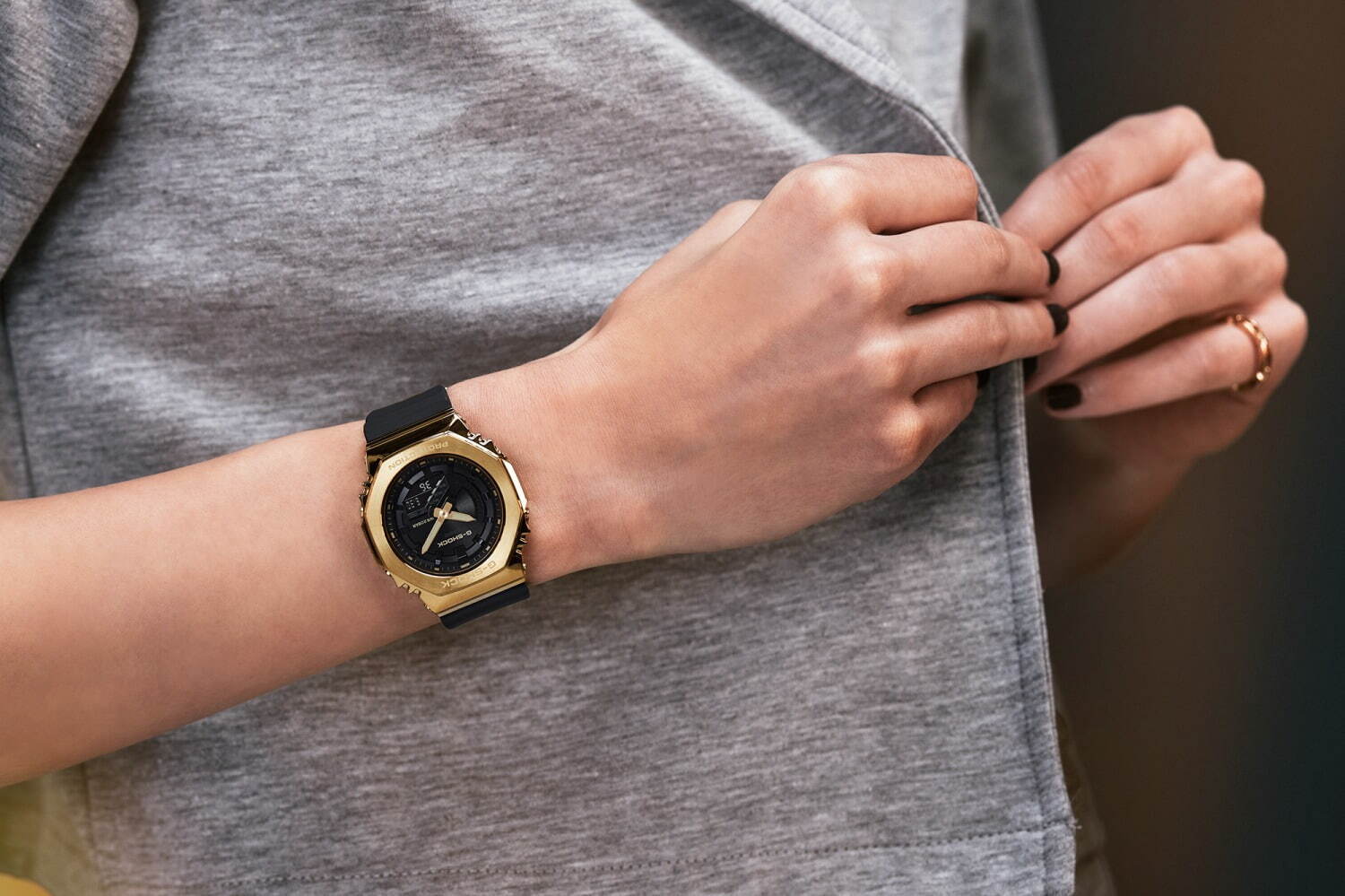 G-SHOCK“ゴールドメタル”の新作腕時計 - スクエア＆八角形ベゼル、コンパクトなモデルも｜写真10