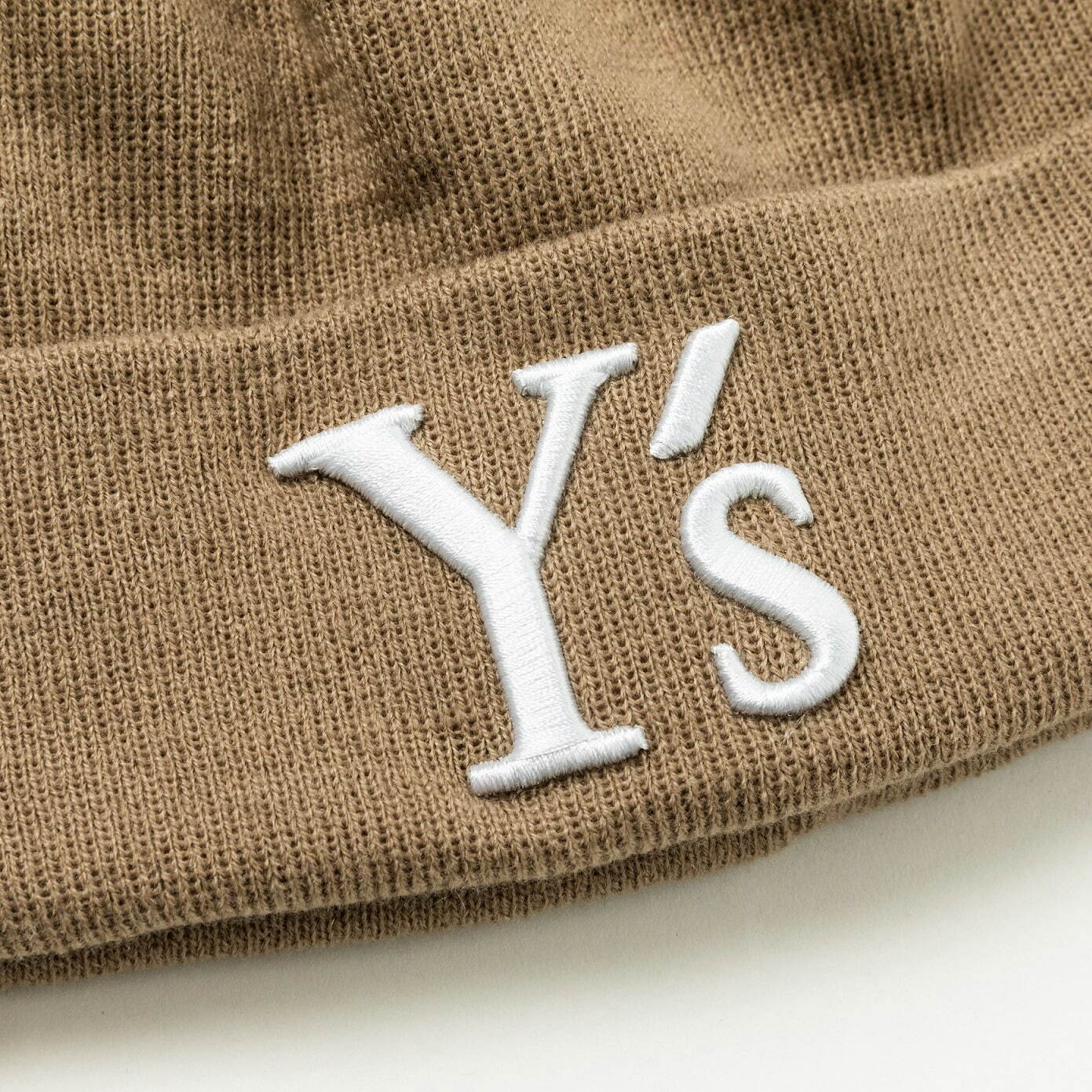 Y’s ×ニューエラ、カラーバリエーション豊富なキャップ＆Y’sロゴ入りバケットハット｜写真24
