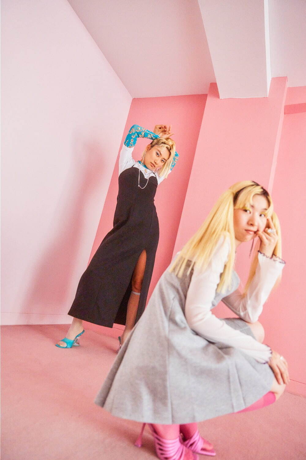 フィルモア×CHAIのコラボウェア、丸いカッティングを施した“ワガママ”ドレスなど渋谷パルコに｜写真4