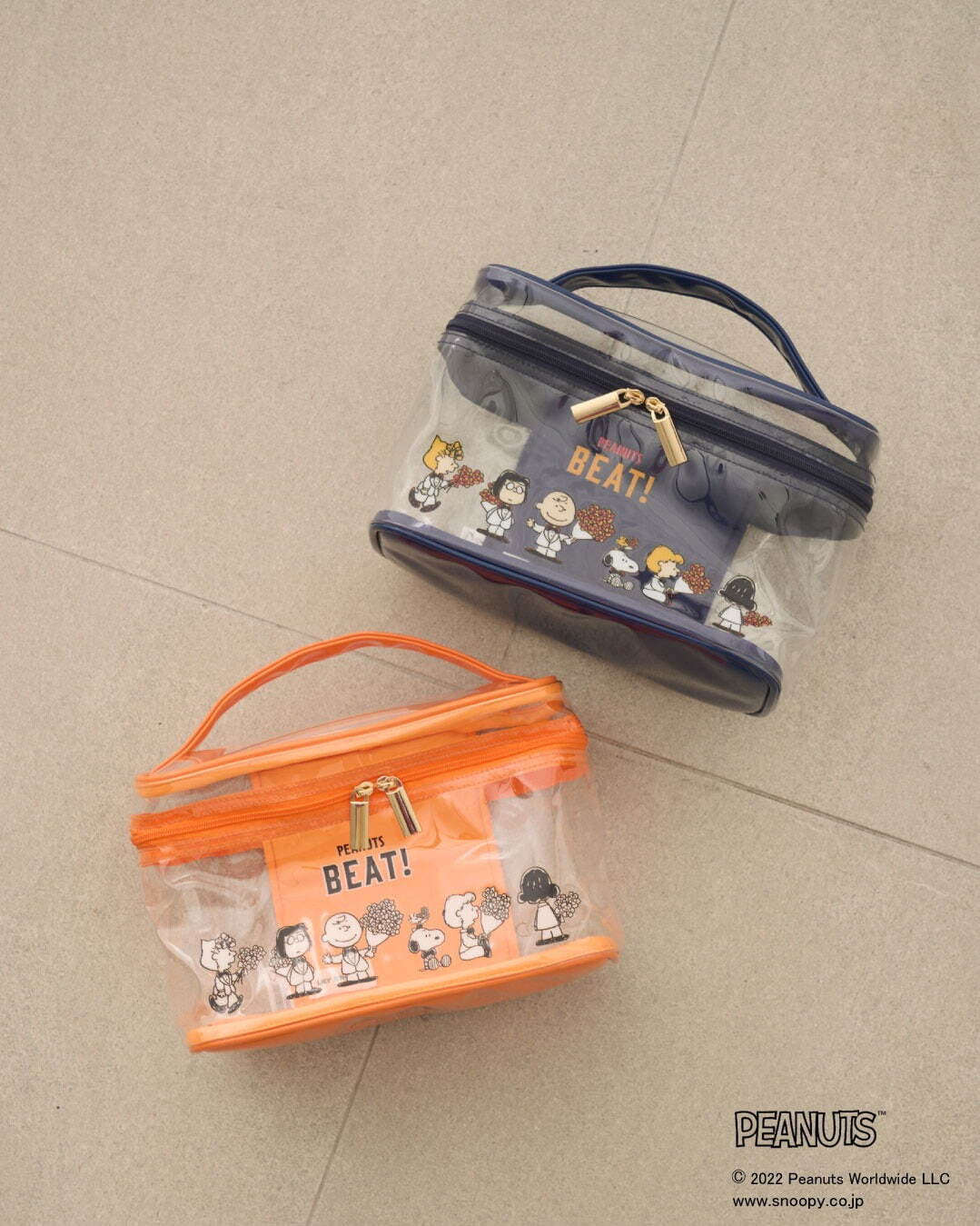 PEANUTS pvc vanity bag 各5,940円