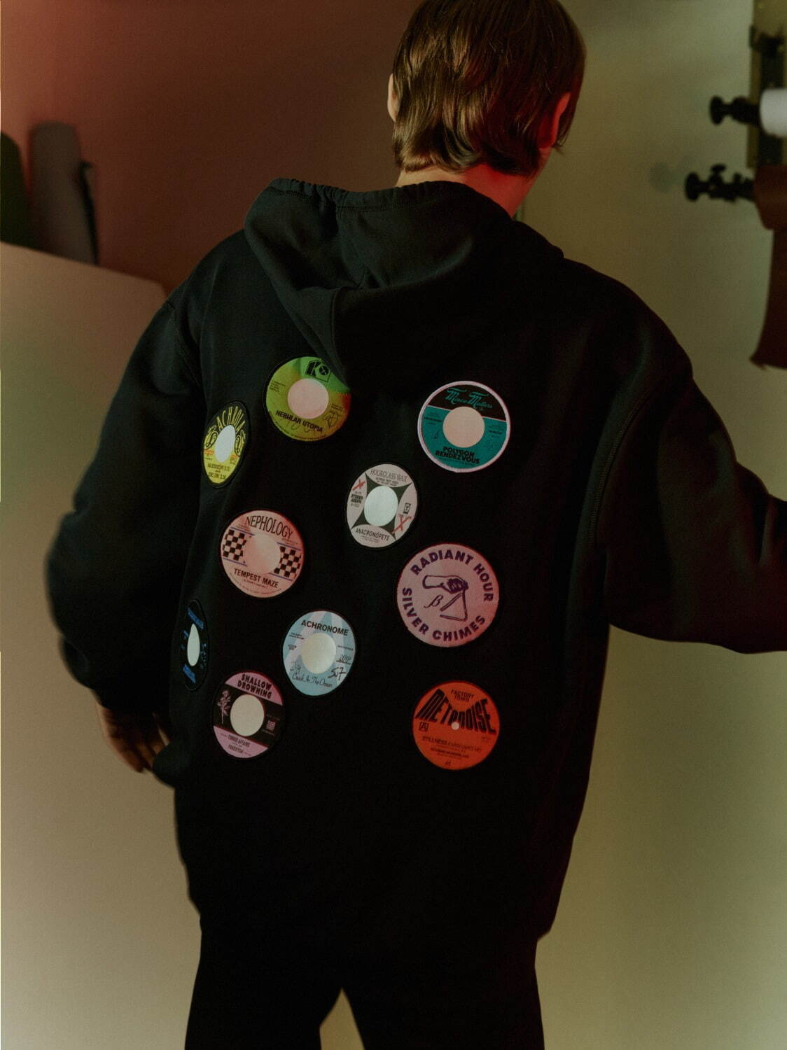 フレッドペリー×ラフ・シモンズ“ソウルのレコードレーベル”着想のグラフィック入りTシャツなど｜写真77