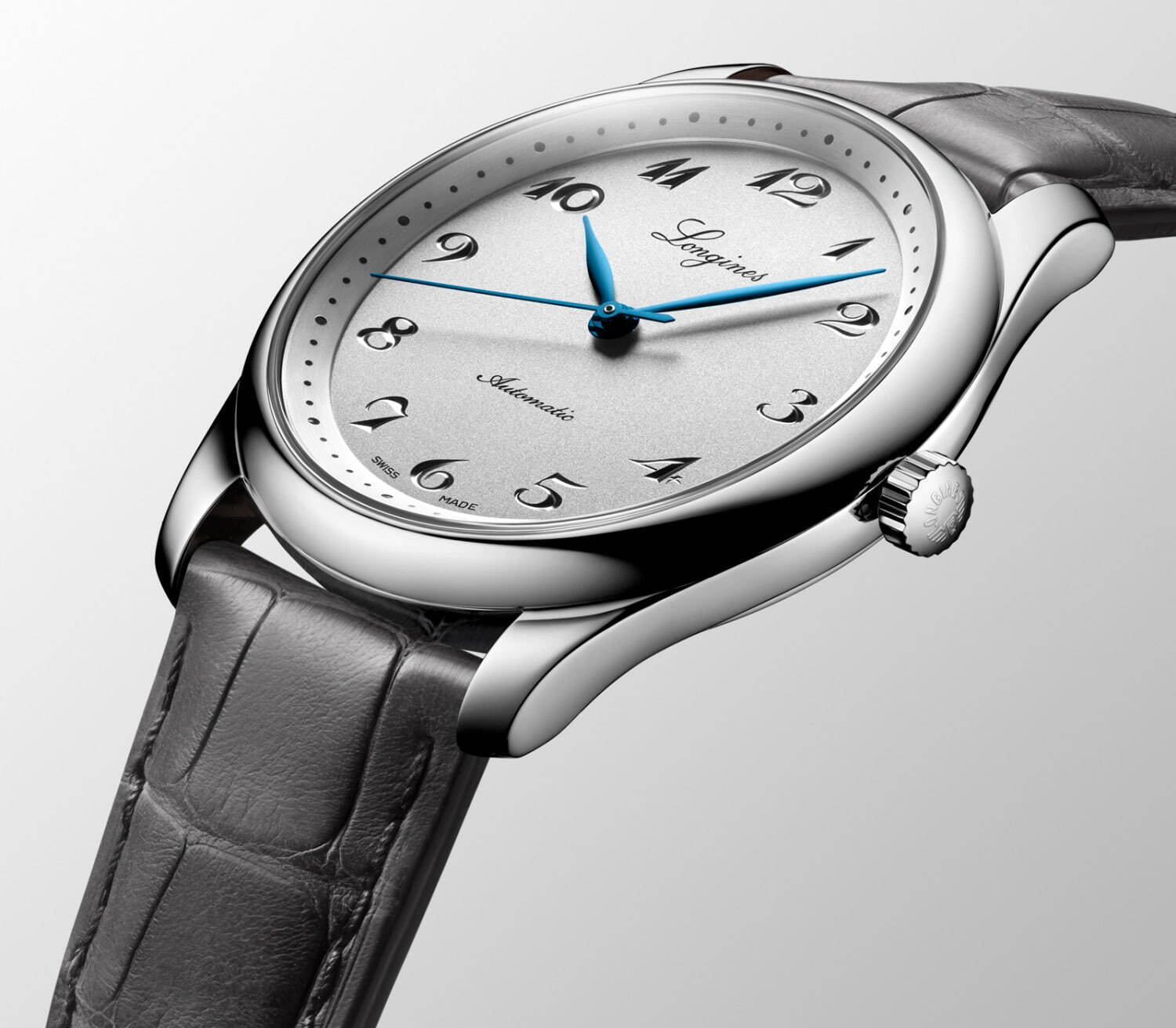 ロンジン“懐中時計”着想の190周年記念腕時計、鮮やかブルー針のクラシックな佇まい｜写真2