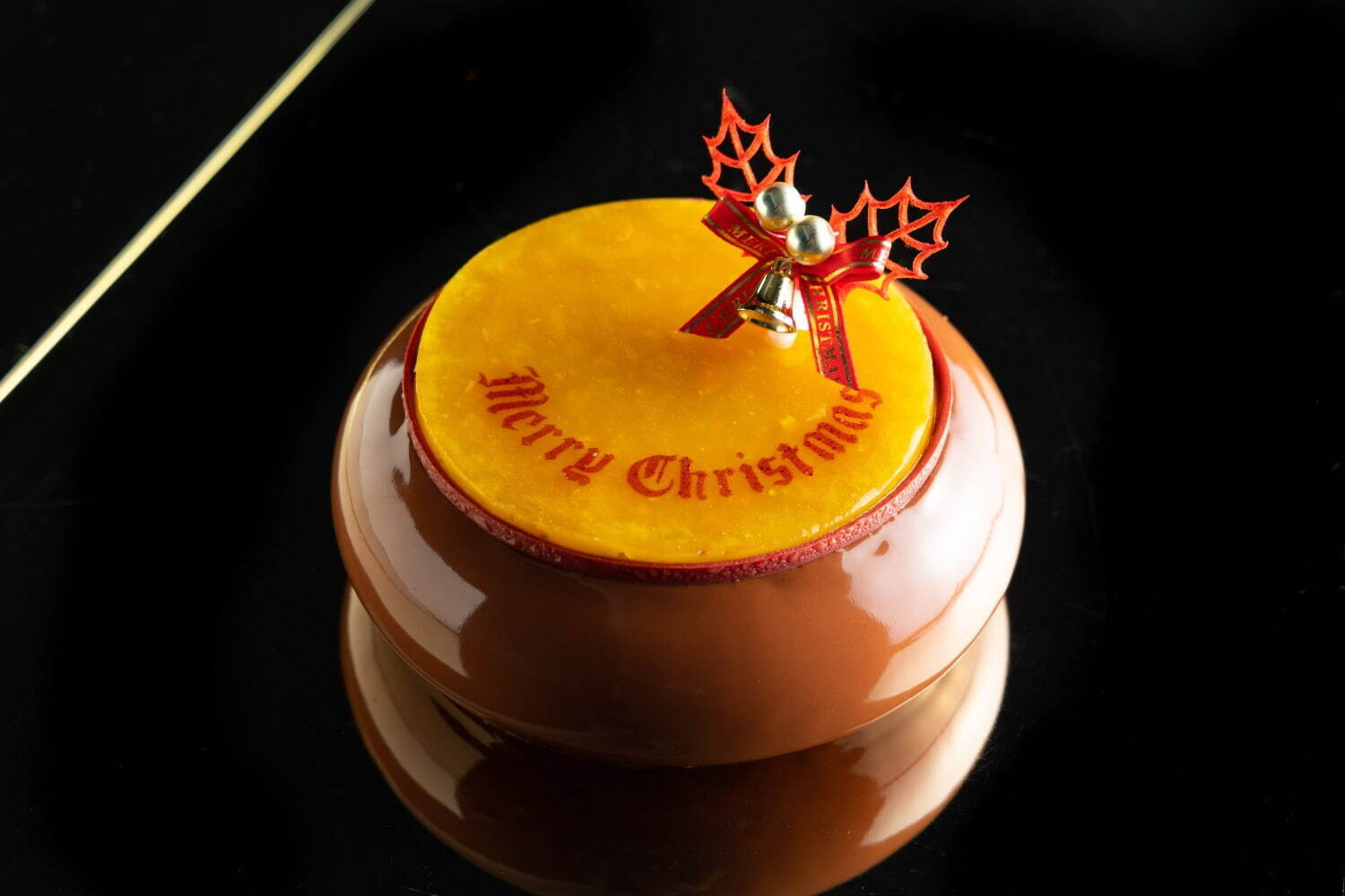 W大阪2022年クリスマスケーキ、"まるでキャンドル”高さ55cmの特大ケーキ＆モンブランなど｜写真3