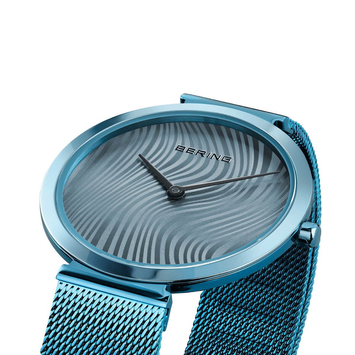 ベーリング“約100種の腕時計が集まる”コーナーが新たに全国に、“波模様×ブルー”の新作ウォッチなど｜写真4