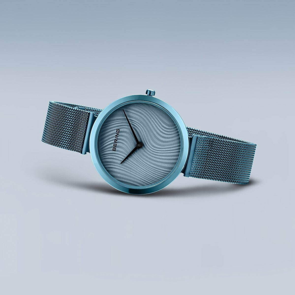 ベーリング“約100種の腕時計が集まる”コーナーが新たに全国に、“波模様×ブルー”の新作ウォッチなど｜写真3