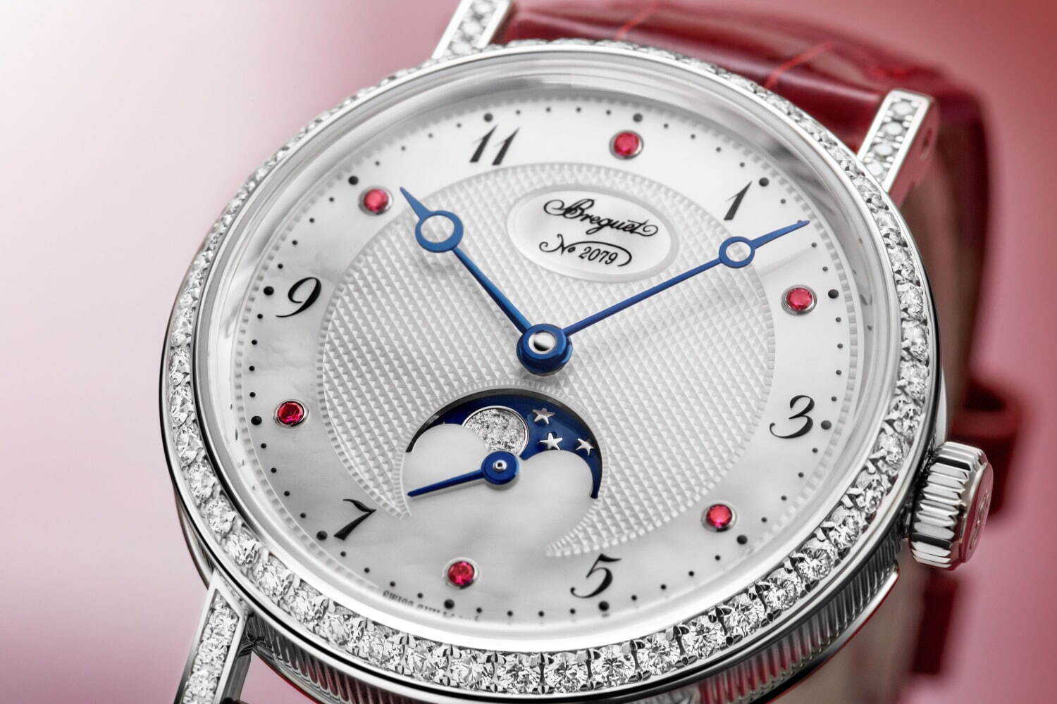 ブレゲのバレンタイン限定腕時計、真っ赤なルビー装飾＆レッドアリゲーターストラップ｜写真1