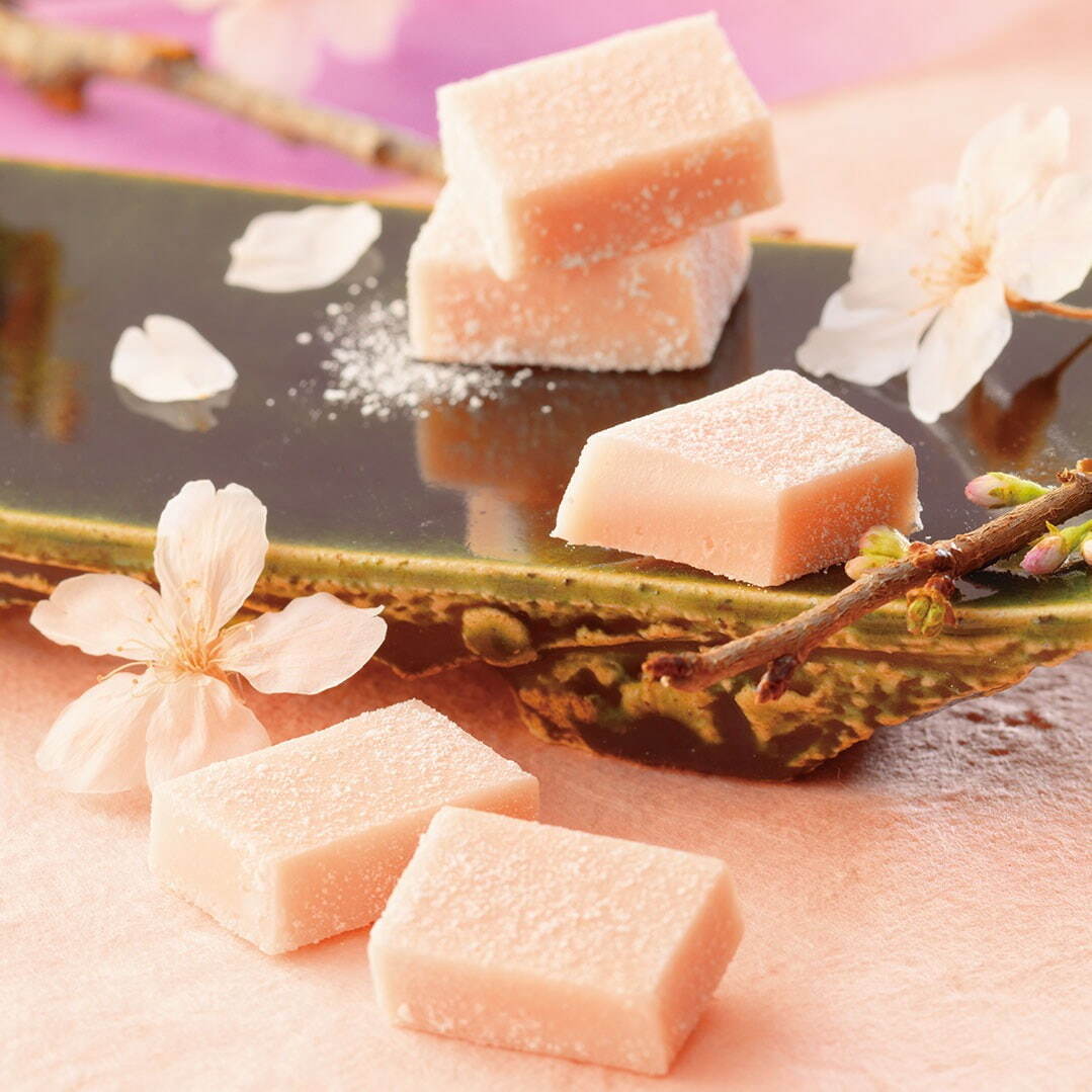＜ロイズ＞可愛らしいピンクカラーの“桜×チーズ”生チョコレート